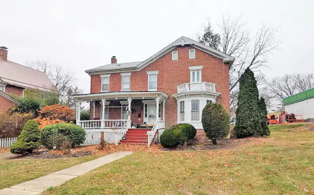 Ultra Cheap Old Houses: Issue #244 💛