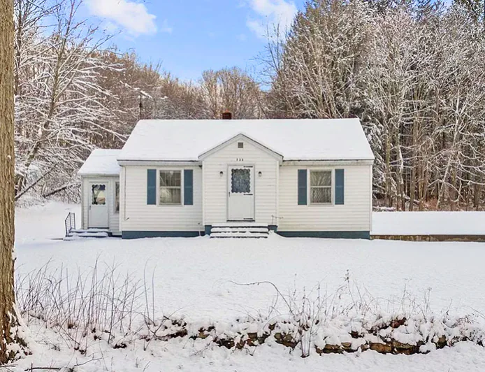 Cheap Old Farmhouses: Issue #283 💛