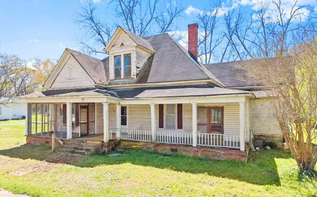 Just Landed on the Market! 💛